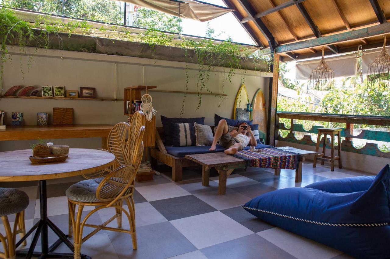 Seaside Tribe - Boutique Surf Stay & Retreat Tanah Lot Exteriör bild