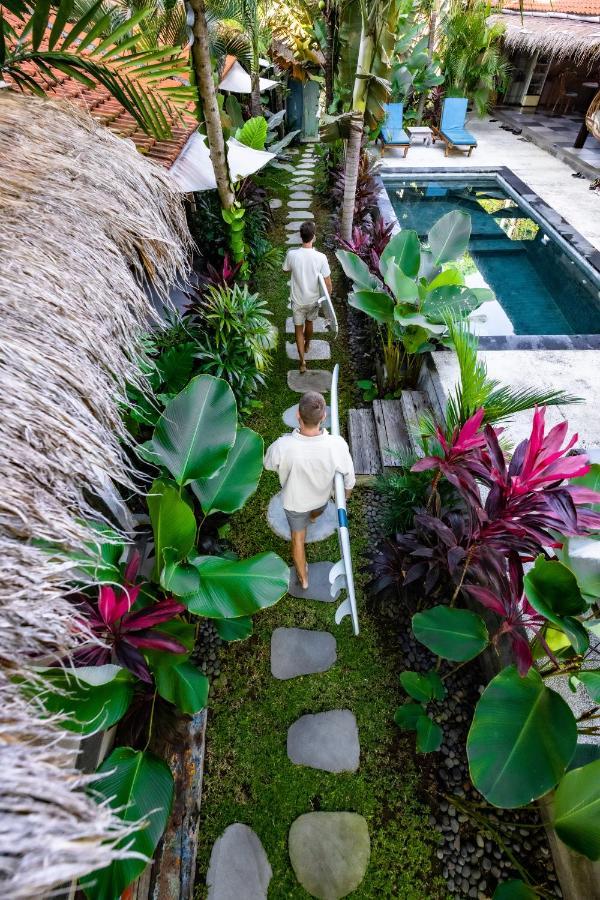 Seaside Tribe - Boutique Surf Stay & Retreat Tanah Lot Exteriör bild