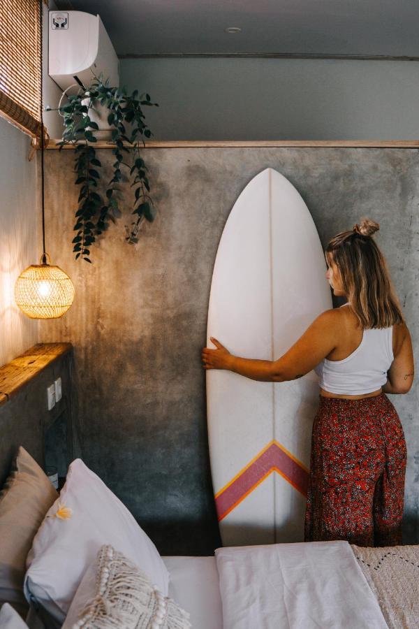 Seaside Tribe - Boutique Surf Stay & Retreat Tanah Lot Exteriör bild