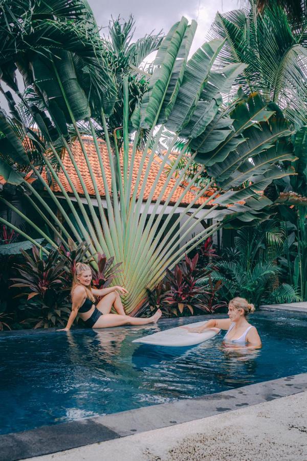 Seaside Tribe - Boutique Surf Stay & Retreat Tanah Lot Exteriör bild