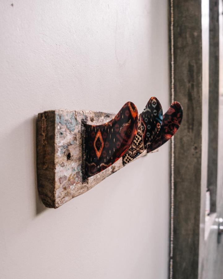 Seaside Tribe - Boutique Surf Stay & Retreat Tanah Lot Exteriör bild