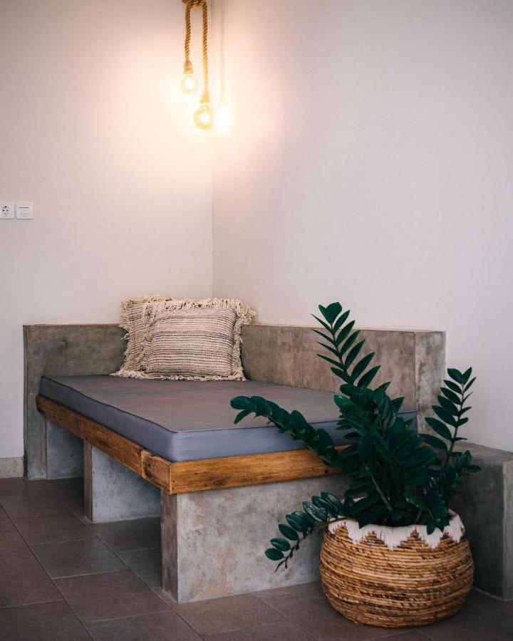 Seaside Tribe - Boutique Surf Stay & Retreat Tanah Lot Exteriör bild