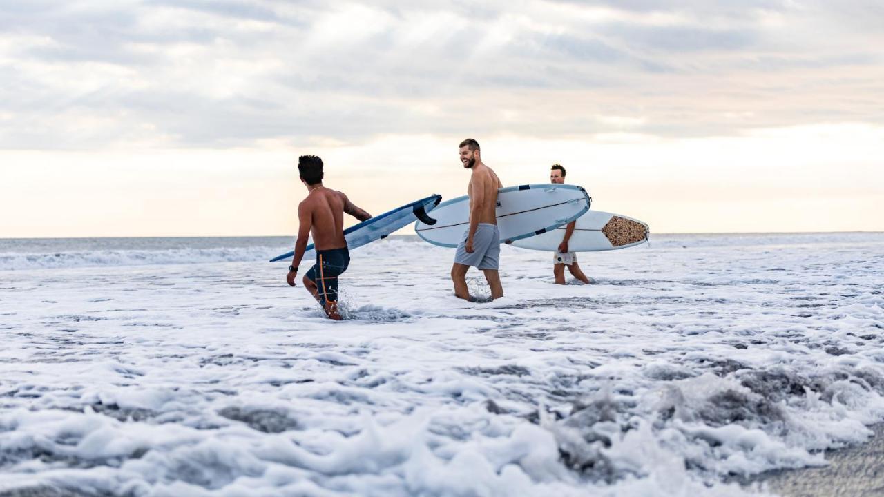 Seaside Tribe - Boutique Surf Stay & Retreat Tanah Lot Exteriör bild