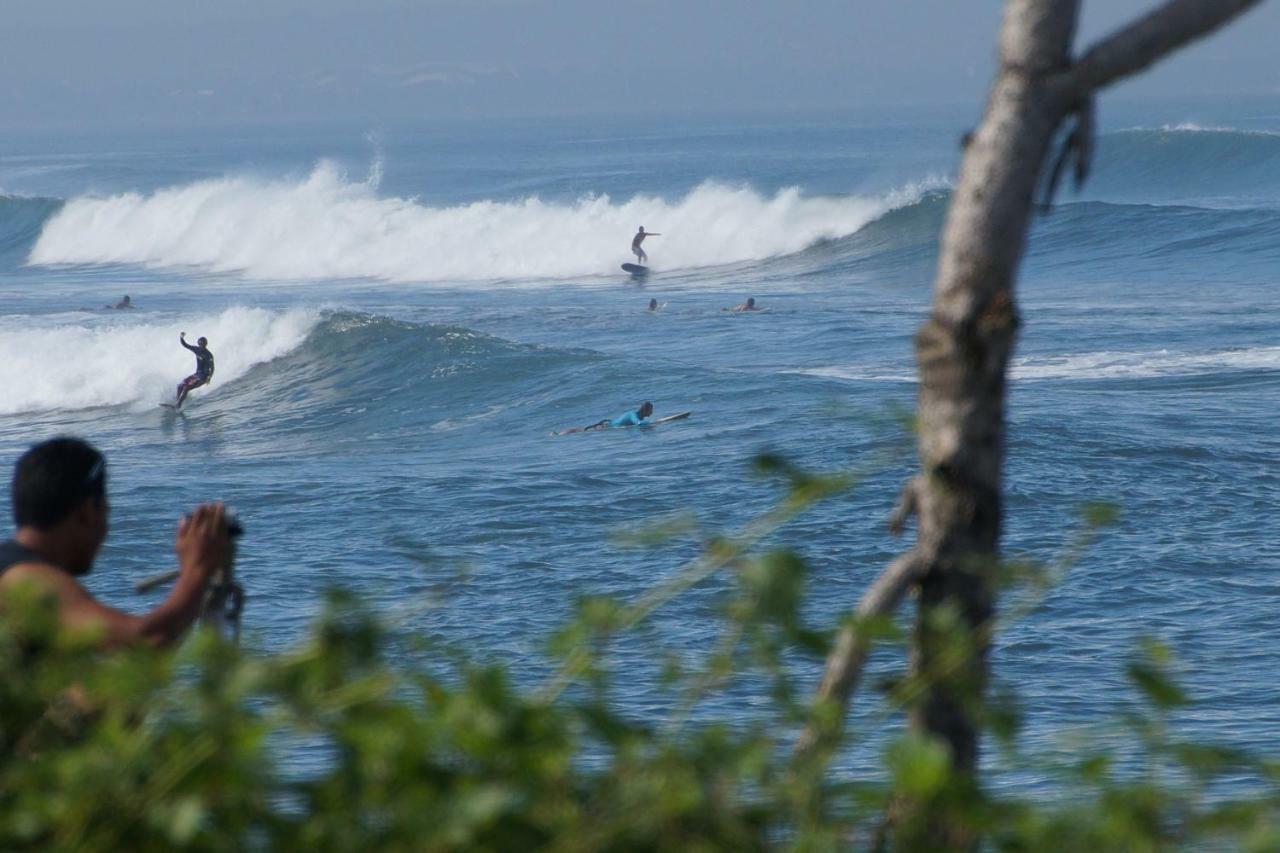 Seaside Tribe - Boutique Surf Stay & Retreat Tanah Lot Exteriör bild